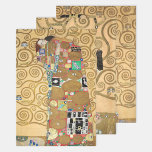 Hoja De Papel De Regalo Gustav Klimt - Árbol de Frisas Estúclet<br><div class="desc">Gustav Klimt - Stoclet Frieze Tree of Life Masterpieces Selection: - Fulfillment Lovers - 1909 - Parte central del panel izquierdo - 1909 - Expectation - 1909</div>