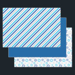 Hoja De Papel De Regalo Hanukkah Blue Silver<br><div class="desc">Estos modernos periódicos Hanukkah con rayas de plata y azul y estrella de davids tendrán sus paquetes con un aspecto fenomenal! Son coloridas y de moda,  aunque tradicionales.</div>