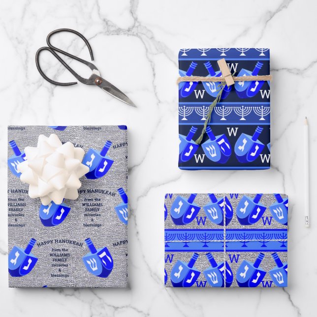 Hoja De Papel De Regalo Hanukkah Dreidels Blue Monogram (Anverso)