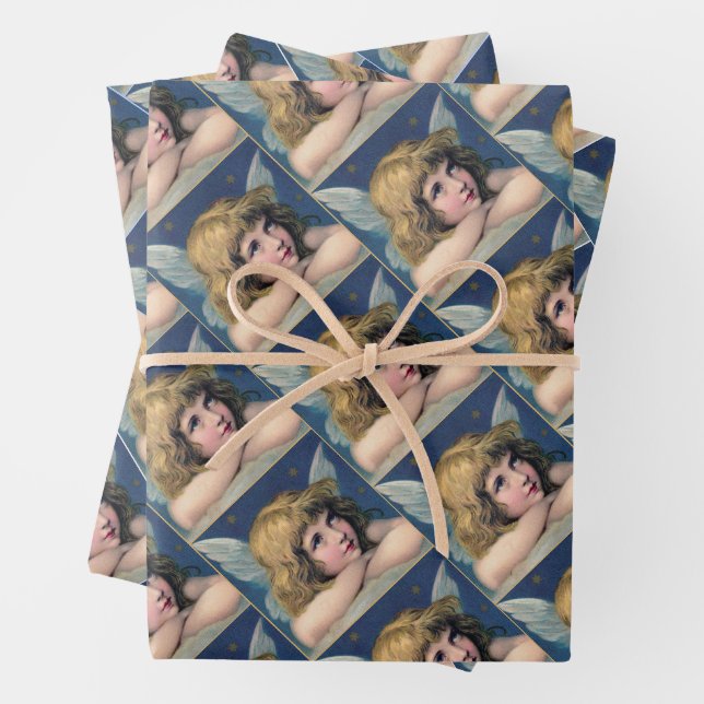 Hoja De Papel De Regalo Heavenly angel daydreaming on a cloud in the sky (In situ)