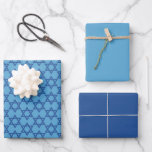 Hoja De Papel De Regalo Hermosa Estrella Azul de David<br><div class="desc">Este conjunto de papel envuelto,  que es ideal para Hanukkah,  presenta la estrella de David con diferentes antecedentes azules. Hace grandes envolturas de regalo para todas las temporadas. ¡Elige la tuya! Material gráfico creado por: AMBilustrations http://www.etsy.com/shop/AMBillustrations/</div>