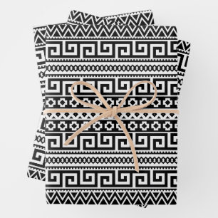 Hoja De Papel De Regalo Laberinto lineal azteca monocromo de la antigua Gr