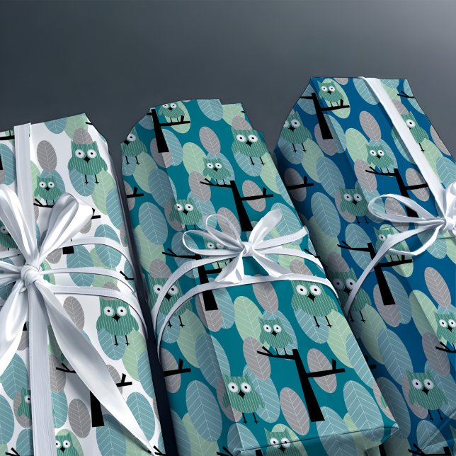 Hoja De Papel De Regalo Lechuza sinusal moderna retro Woodland Verde azula (Playful woodland owls in trendy retro modern style, teal blue green forest graduation gift wrap)