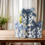 Hoja De Papel De Regalo Lily del Valle y Patrones Florales de Hawthorn<br><div class="desc">Hermosa lirio del valle y flores de espino dorsal patrones florales.</div>