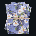 Hoja De Papel De Regalo Margaritas Chiclas Florales<br><div class="desc">Margaritas blancas chic,  vincetas y hojas,  este papel de regalo es perfecto para cualquier ocasión de entrega de regalos - perfecto para bodas,  fiestas de compromiso,  cumpleaños y baby showers.</div>