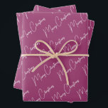 Hoja De Papel De Regalo Minimalista Merry Christmas Script Purple<br><div class="desc">Escritura minimalista de Feliz Navidad Hojas de papel de envolvimiento púrpura</div>