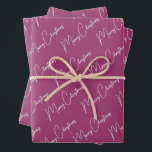 Hoja De Papel De Regalo Minimalista Merry Christmas Script Purple<br><div class="desc">Escritura minimalista de Feliz Navidad Hojas de papel de envolvimiento púrpura</div>