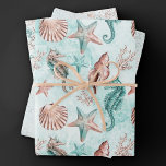 Hoja De Papel De Regalo Moda costera | Patrón de Pastel de Arrecifes de Co<br><div class="desc">Elegante verde azulado oscuro, verde menta y rosa de cobre color acuático pintado a mano con acuarela "bajo el mar" el diseño de la playa aporta un toque moderno a una temática antigua. La colección cuenta con conchas de concha, pez estrella, un caballito de mar y arrecife de coral que...</div>