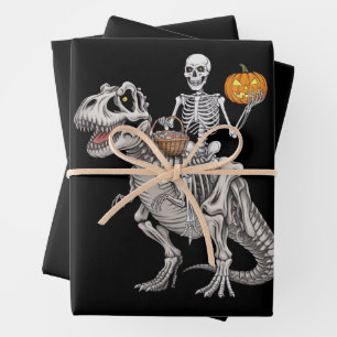 Hoja De Papel De Regalo Momia de esqueleto montando dinosaurio T rex Hallo