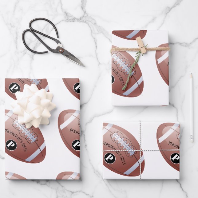 Hoja De Papel De Regalo Monograma Personalizado de Fútbol americano (Anverso)