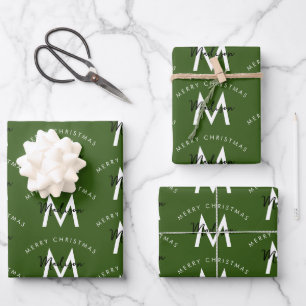 Hoja De Papel De Regalo Monograma verde navideño moderno personalizado