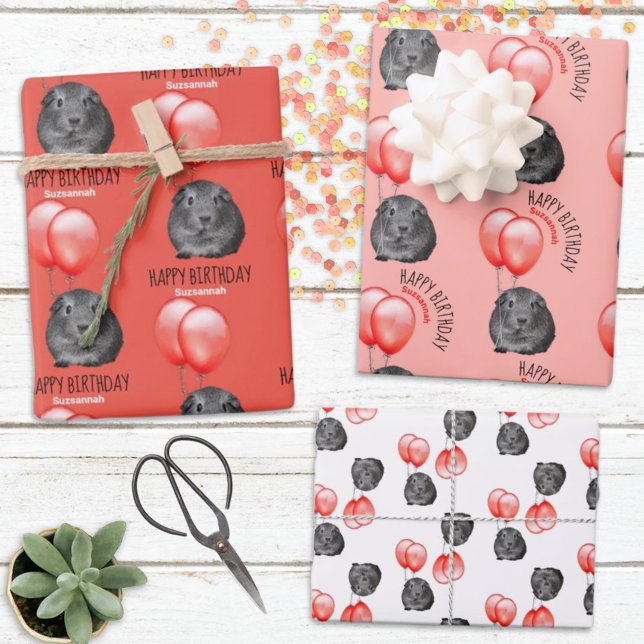 Hoja De Papel De Regalo Naranja de cerdo guineano Globos Nombre personaliz (Personalize or remove template  text on a three sheet gift wrap for a birthday or other occasion.)