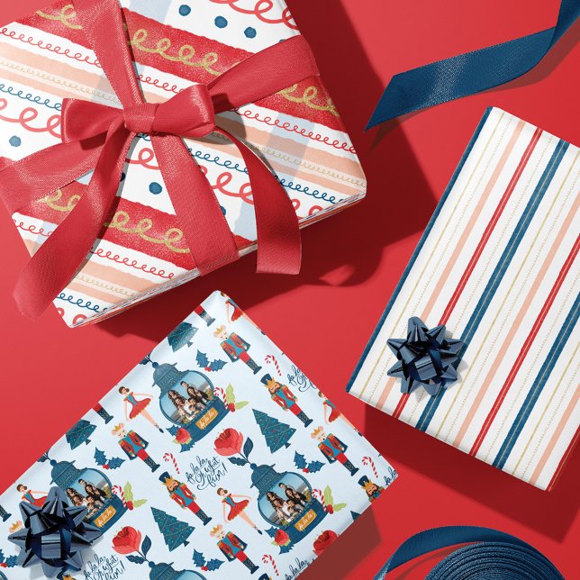 Hoja De Papel De Regalo Navidades desnudos Familia de striptease fotográfi (Subido por el creador)