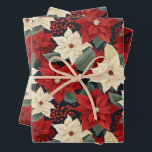 Hoja De Papel De Regalo Navidades Flores de Poinsettia y Berries Rojas<br><div class="desc">Navidades hermosos con estampado floral</div>