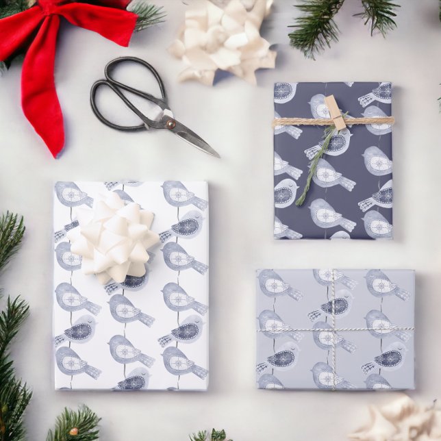 Hoja De Papel De Regalo Navidades nórdicos Aves azules (Blue and white Nordic Christmas bird wrapping papers from Ricaso)