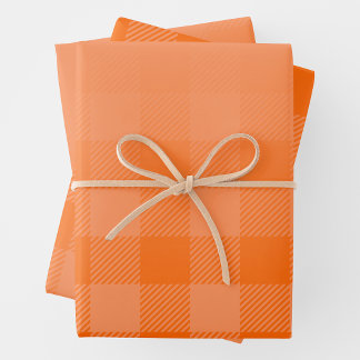 Hoja De Papel De Regalo Orange Subtle Gradient w/ Peek-A-Boo Buffalo Plaid