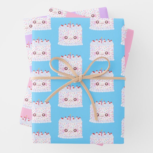 Hoja De Papel De Regalo Pastel de cumpleaños con espoleta de espuma blanca (In situ)