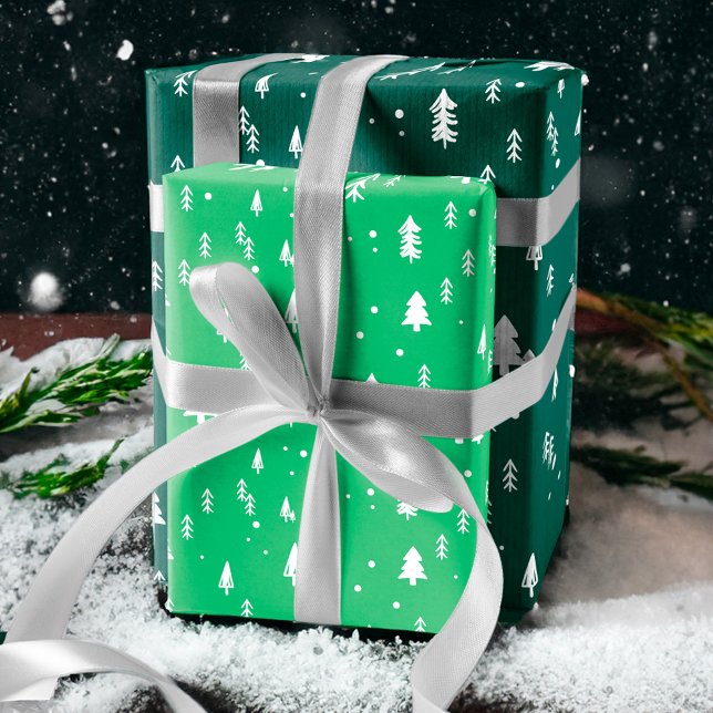 Hoja De Papel De Regalo Patrón de árbol de Navidad blanco divertido (Fun White Christmas Tree Pattern Wrapping Paper Sheets)