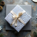 Hoja De Papel De Regalo Patrón de bonito Faux Gold y Blue Spot<br><div class="desc">Patrón de puntos irregulares en oro de imitación moderno y elegantemente femenino sobre un fondo pálido,  este diseño es perfecto para cualquier ocasión. Ideal para bodas,  duchas de novias,  aniversarios y cumpleaños,  le da un toque elegante a sus celebraciones.</div>