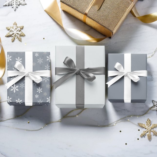 Hoja De Papel De Regalo Patrón de copos de nieve blanco y gris (Vintage Grey and White Snowflakes pattern Wrapping Paper Sheets)