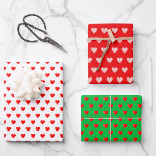 Hoja De Papel De Regalo Patrón de corazón rojo y rosa sobre verde, rojo y 