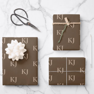 Hoja De Papel De Regalo Patrón de Iniciales de Monograma Marrón y Beige Cl
