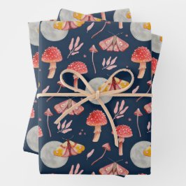 Hoja De Papel De Regalo Patrón de polilla mágica y hongos. Noche de Woodla