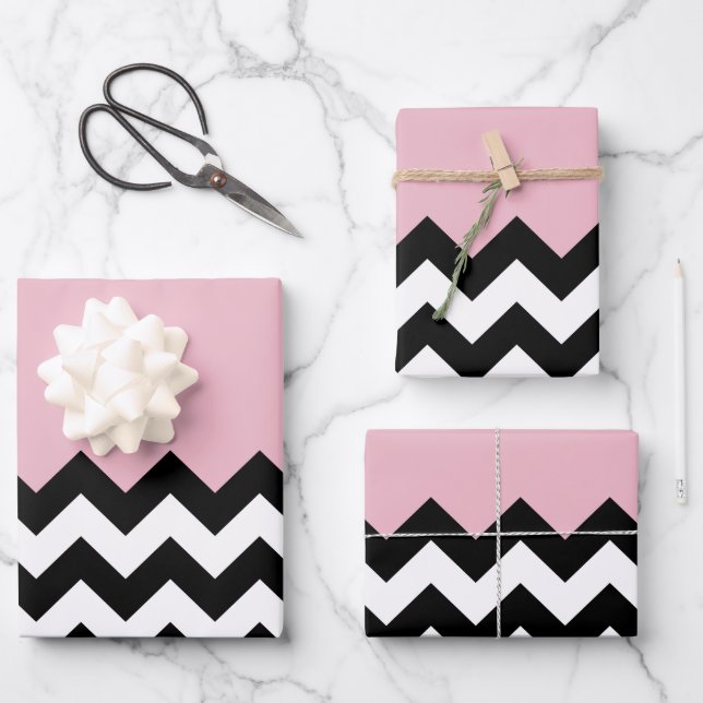 Hoja De Papel De Regalo Patrón de zigzag negro y blanco, chevron, rosa (Anverso)