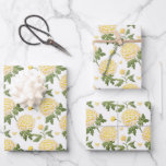 Hoja De Papel De Regalo Patrón elegante de hidragas amarillas<br><div class="desc">Haz que tus regalos destaquen con las elegantes hojas de papel envueltas de hidrangea amarilla, con delicadas flores doradas, para un toque atemporal y sofisticado. Perfecto para cumpleaños, bodas y ocasiones especiales, este diseño le da un toque floral encantador a cualquier regalo. Ideal para los amantes del envolvimiento clásico y...</div>