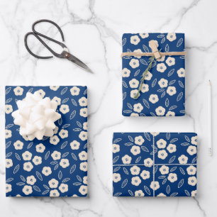 Hoja De Papel De Regalo Patrón floral japonés azul oscuro y champán