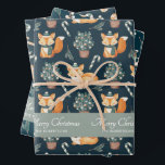 Hoja De Papel De Regalo Patrón Fox de color de agua Merry Christmas Monogr<br><div class="desc">Papel de embalaje de vacaciones con patrones impecables con zorros lindos,  trineos,  vegetación y caramelos emparejados con un guión decorativo y tipo de letra serif en el que se escribe tu monograma. Visita nuestra tienda para ver más artículos coincidentes de esta colección.</div>