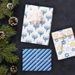 Hoja De Papel De Regalo Patrones mixtos de Hanukkah amarillos y azules bla<br><div class="desc">Patrón Hanukkah envolviendo hojas de papel en azul,  blanco y amarillo con menorahs,  estrellas de Davids y rayas.</div>