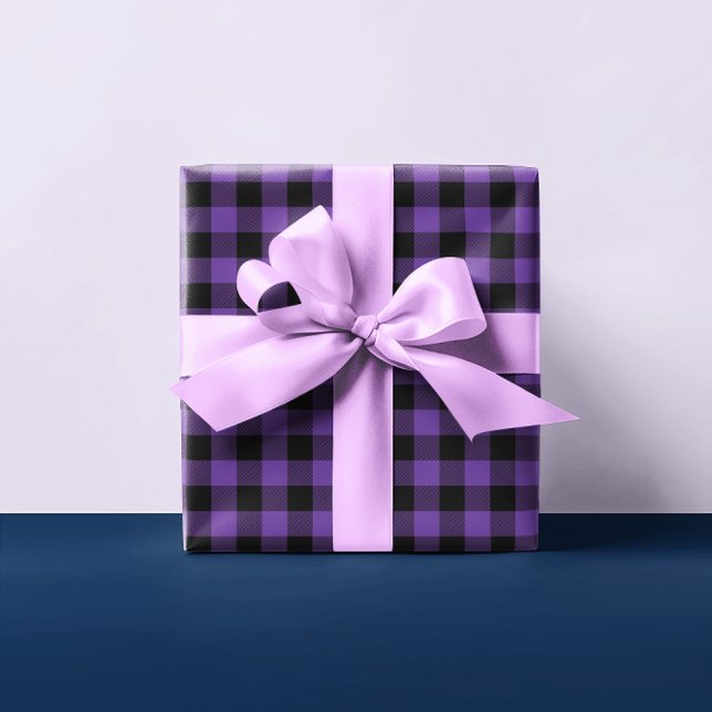 Hoja De Papel De Regalo Pequeños Navidades con manto de búfalo morado (Purple and Black Buffalo Check)