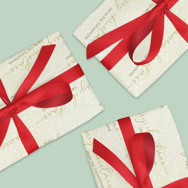 Hoja De Papel De Regalo Personalizado de guión de caligrafía de oro navide (Gold calligraphy script custom gift wrap with personalization. )