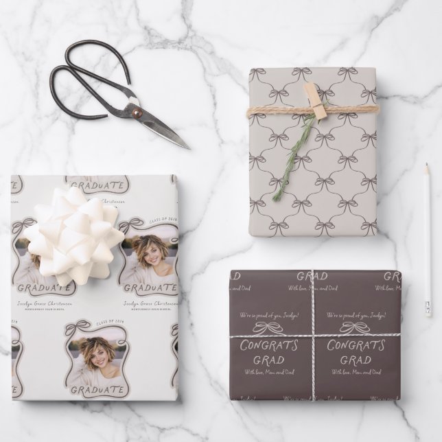 Hoja De Papel De Regalo Personalized Bow Wavy Frame Photo Graduation (Anverso)