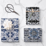 Hoja De Papel De Regalo "Plata" y copos de nieve blancos en la marina azul<br><div class="desc">Hermoso juego de tres envolturas de invierno para todas tus ocasiones de regalo de invierno. El envoltorio secular es perfecto también para festividades religiosas, como Navidades, Hanukkah o cualquier otro para el que los copos de nieve sean apropiados. Añade tus cintas y arcos blancos o plateados a estas hojas de...</div>
