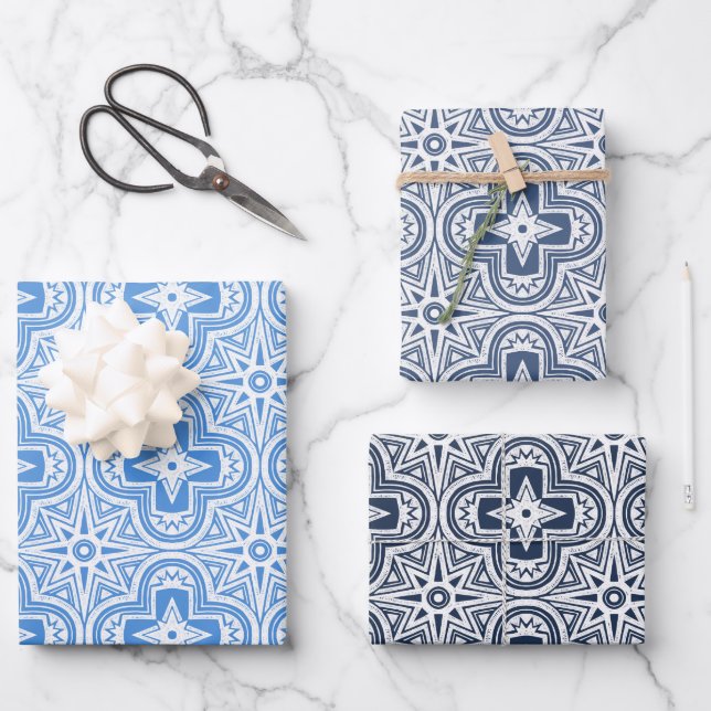Hoja De Papel De Regalo Quatrefoil en tonos azules (Anverso)