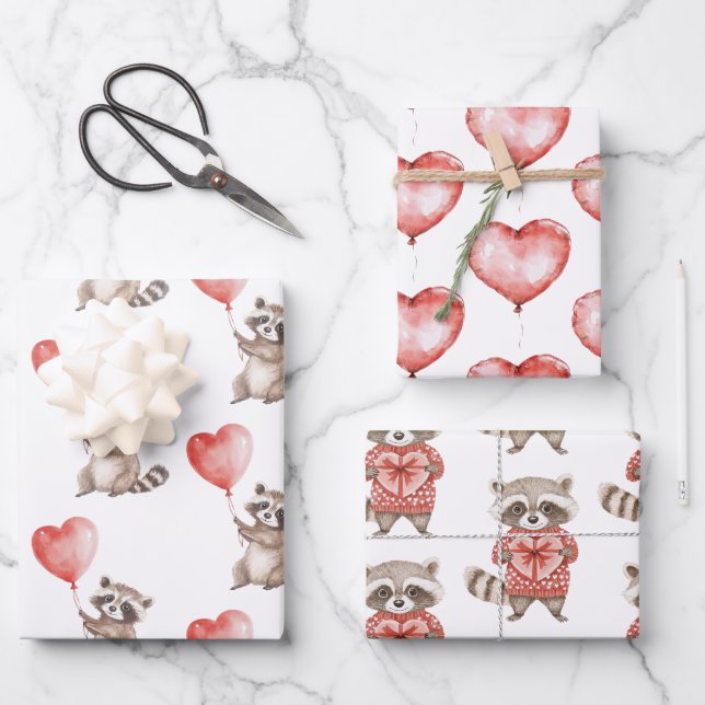 Hoja De Papel De Regalo Raccoon Hearts Balloons Cumpleaños (Anverso)