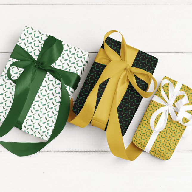 Hoja De Papel De Regalo Ramas de árbol de pino de Woodland (Subido por el creador)