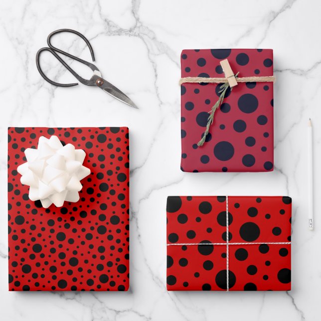 Hoja De Papel De Regalo Red and black polka dots funny ladybug (Anverso)