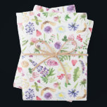 Hoja De Papel De Regalo Regalo de flores silvestres de acuarela botánica<br><div class="desc">Papel de envolver de acuarela botánica blanquecina para regalo! Perfecto para las celebraciones de verano/primavera.</div>