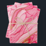 Hoja De Papel De Regalo Remolinos de mármol rosa dorado<br><div class="desc">Tonos únicos y audaces de rosa acentuados con dorado,  estas láminas de papel de regalo con patrón de remolino de mármol son ideales para envolver regalos y también para hacer scrapbooking.</div>