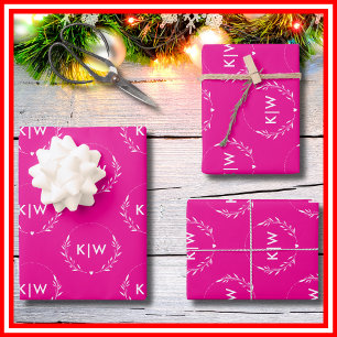 Hoja De Papel De Regalo Rosa y Blanco   Monograma de Iniciales Modernas 