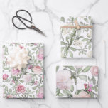 Hoja De Papel De Regalo Rosas rosadas femeninas acuarela floral<br><div class="desc">Bonito y femenino,  este conjunto de papel de regalo floral tiene una combinación de rosas rosadas en acuarela y flores blancas con follaje. Es una opción versátil para cumpleaños,  despedidas de soltera,  bodas o simplemente porque sí.</div>