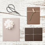 Hoja De Papel De Regalo Rústico color de color marrón oscuro del país de m<br><div class="desc">Un bonito trío de color de sábanas de papel de envoltura de color claro,  chocolate oscuro y mocha marrón. Un complemento a sus regalos para cualquier ocasión especial,  evento o temporada de vacaciones.</div>
