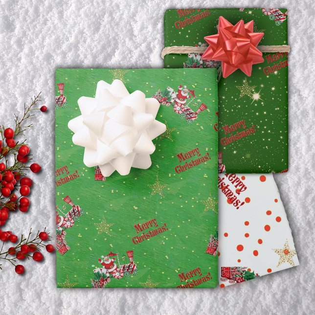 Hoja De Papel De Regalo Santa Riding Red Train Gold Stars Feliz Navidad (Santa train, Merry Christmas, gold stars on greens & white with red dotted Christmas wrapping paper.)