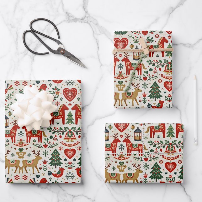 Hoja De Papel De Regalo Scandinavian Red and Green Folk Christmas Pattern (Anverso)