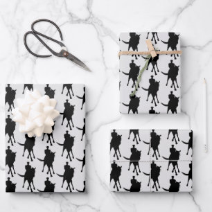 Hoja De Papel De Regalo Silueta De Caballo Y Viajero