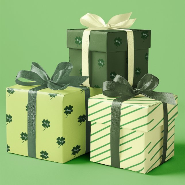 Hoja De Papel De Regalo St. Patrick's Day Shamrocks set de 3 (St. Patrick's Day Shamrocks set of 3 Wrapping Paper Sheets)