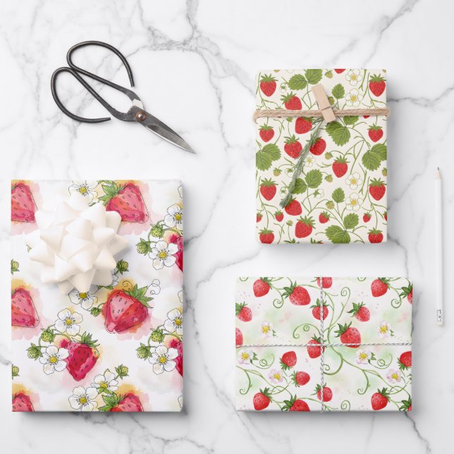 Hoja De Papel De Regalo Strawberry Blossoms and Berries Three Patterns (Anverso)
